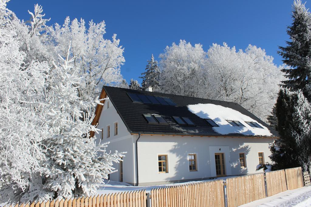 Hotel Penzion Fortovna à Castrov Extérieur photo